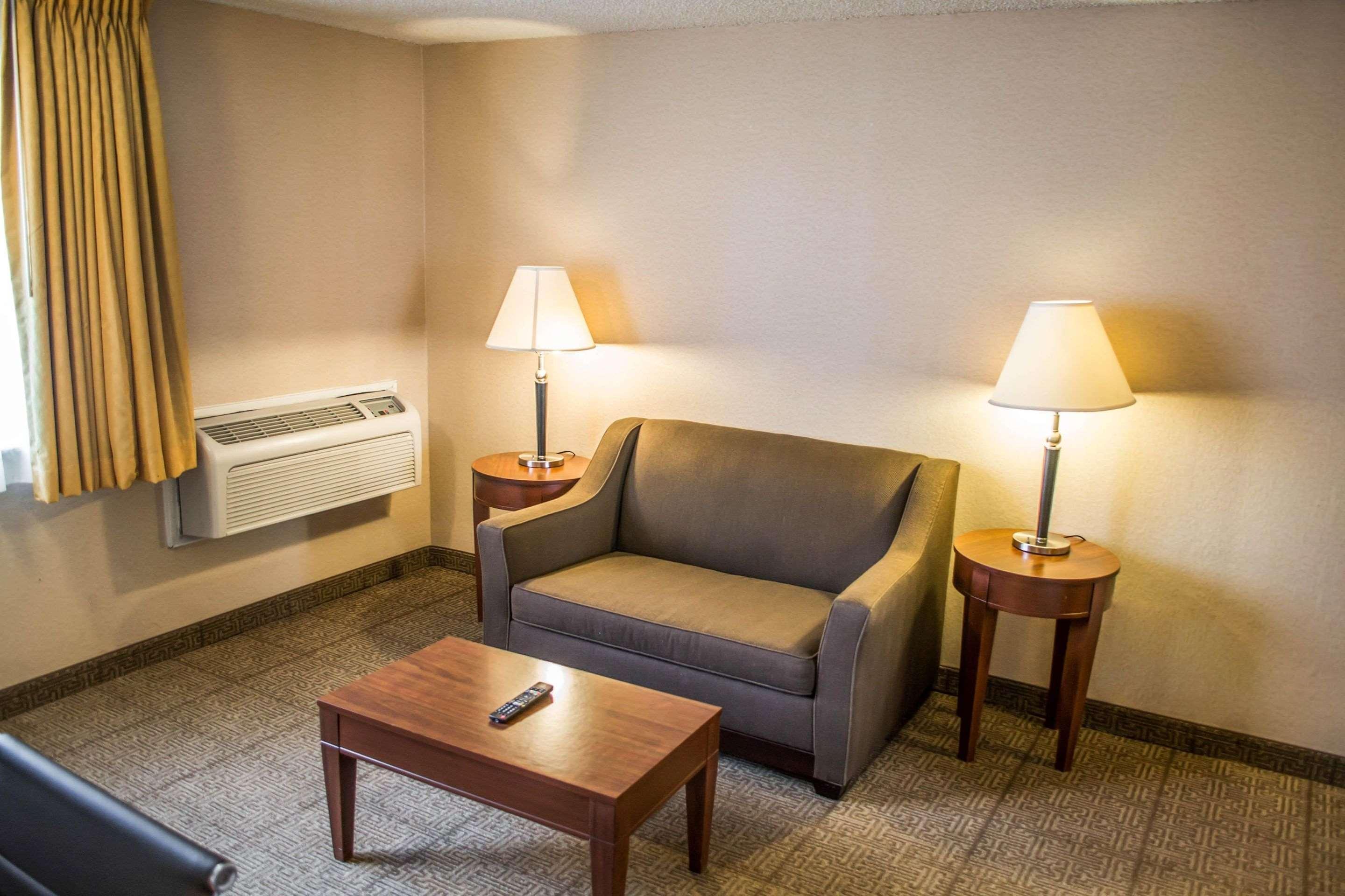 Comfort Inn & Suites Beaverton - Portland West Exterior foto